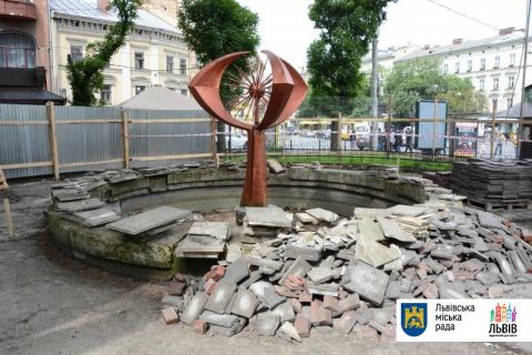 У Львові облаштують ще один сухий фонтан