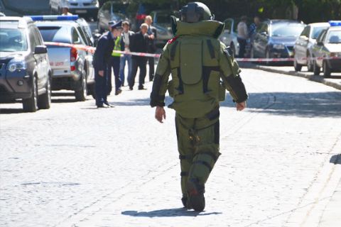 У Львові шукали вибухівку біля польського консульства