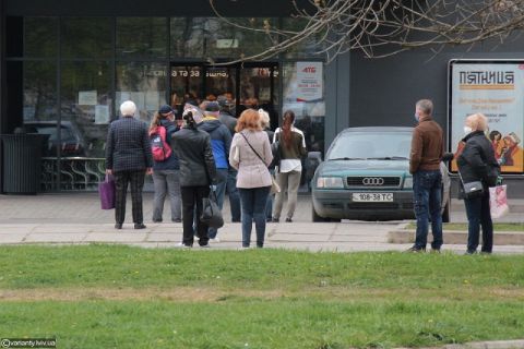 Попри дозвіл уряду у Пустомитах не планують відновлювати роботу ринку