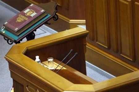 Янукович більше не президент, вибори – 25 травня