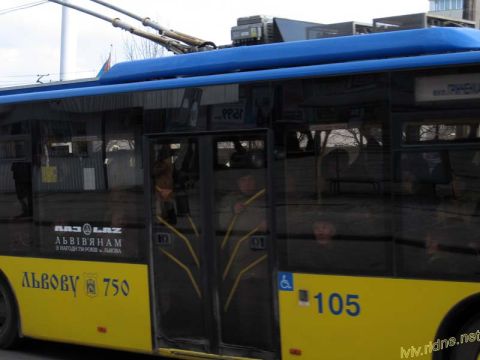 Тролейбус № 9 їздитиме маршрутом № 10 у Львові сьогодні до обіду
