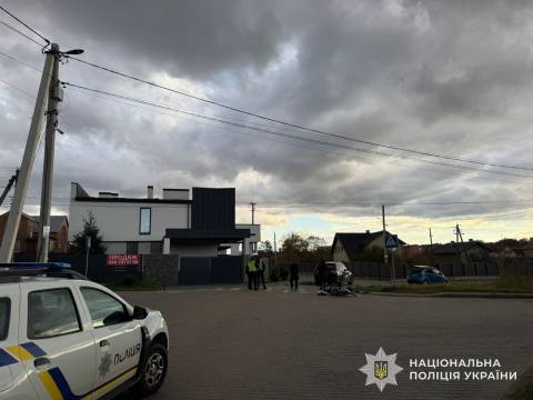 Поблизу Львова водій збив BMW X5 дітей на мотоциклі