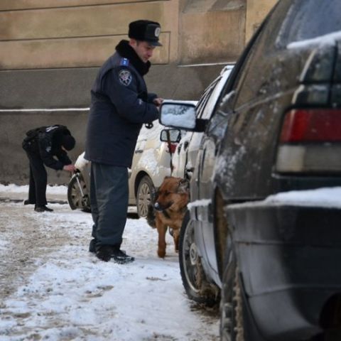 Міліція перевіряє інформацію про замінування СІЗО у Львові