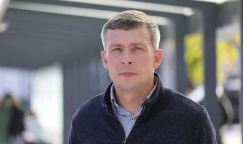 Олександр
Єгоров: Завод мав би запрацювати 5 жовтня 2025 року