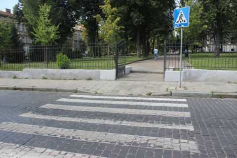 На перехресті вулиць Пирогівка – Пасічна у Львові облаштують пішохідні переходи
