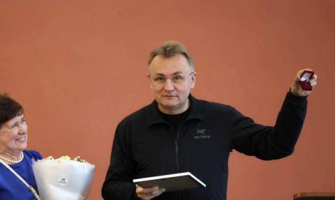 Садовий у липні преміював себе на 35 тисяч гривень