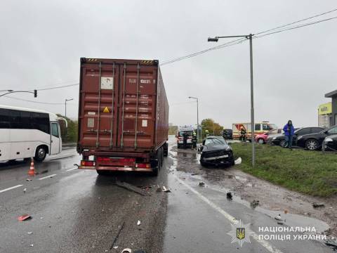 За добу на Львівщині у ДТП загинули двоє людей