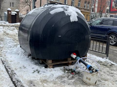 У Львівводоканалі до кінця доби обіцяють відновити водопостачання мешканцям Франківського району