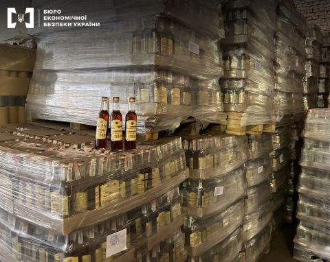 У 300 магазинах Львова продавали підроблений алкоголь