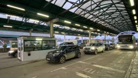 На кордоні з Польщею – черги з 4 автобусів