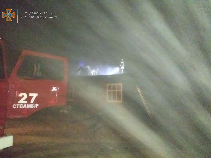 На Самбірщині через пожежу згорів магазин