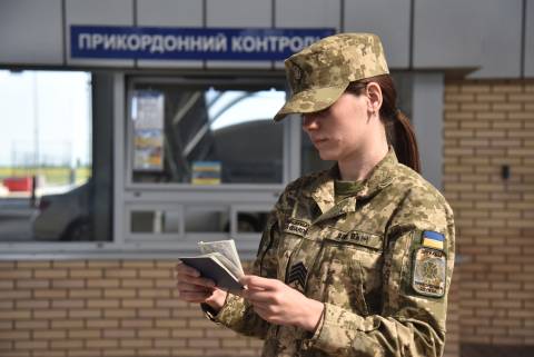 За добу з України виїхали 37 тисяч людей