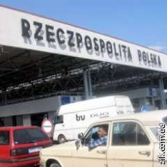 Поляки пришвидшили прикордонний контроль автомобілів в МПП  Корчова-Краківець