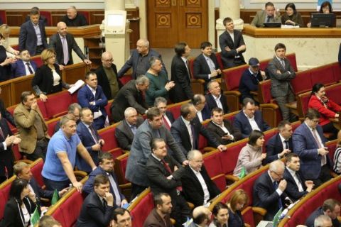 Свобода і Опоблок не голосували за закон про деокупацію