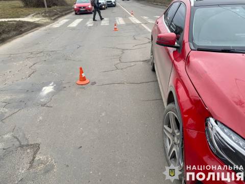 У Львові водій Mercedes GLA250 збив пішохода