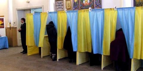Кримчани, які тимчасово поселилися на Львівщині, зможуть тут проголосувати