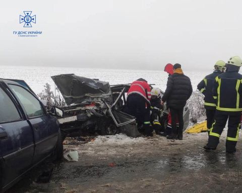 На Львівщині у ДТП травмувались троє людей