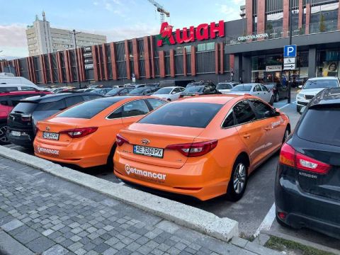 Станційний каршерінг: Getmancar запустився у Львові