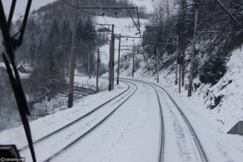 На Львівщині до очищення залізничних станцій від снігу залучать понад 200 одиниць техніки