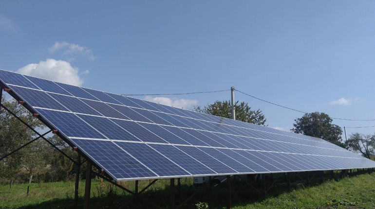 Львівські депутати подарують енергоефективним оселям сонячну енергію