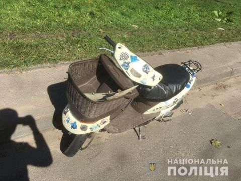 У Львові в ДТП постраждали двоє підлітків на скутері
