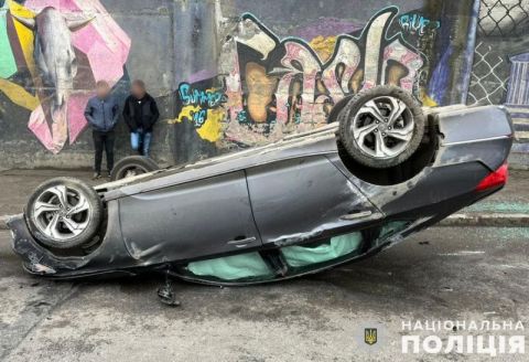 У Львові в ДТП постраждали водій Honda Accord та 12-річна дитина