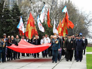"Ліві" узгоджують з владою та міліцією формат проведення заходів 9 травня у Львові: комуністична символіка наразі під забороною