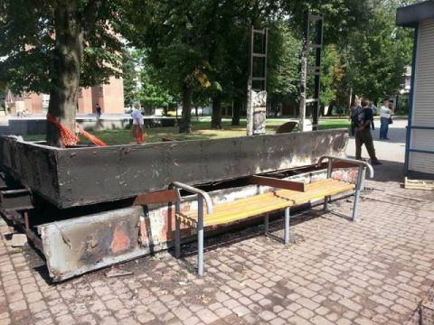 У Львові згоріла тролейбусна зупинка
