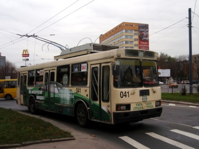 З 9 вересня у Львові тролейбус №13 курсуватиме до пам’ятника Шевченку