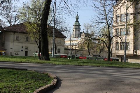 Частині вулиць Залізничного району Львова вимкнули воду