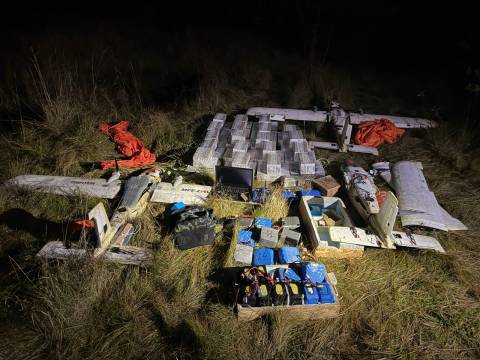 Мешканців Львівщини викрили на контрабанді сигарет за допомогою дронів