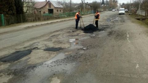 Керівників філій Львівоблавтодору звільнять через поганий ремонт доріг