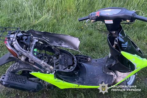 На Стрийщині неповнолітній водій ВАЗу збив двох підлітків на мопеді