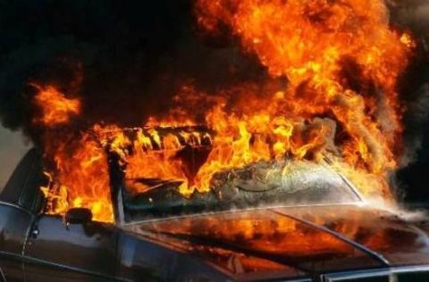 На вулиці Городоцькій у Львові згоріло авто