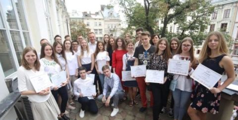 У Львові 23 випускники отримали максимальний бал ЗНО з математики та фізики