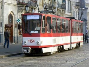 Водії електротранспорту проти встановлення GPS-навігації  та WiFi в львівських трамваях