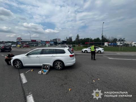 У Стрию водійка Volkswagen Passat збила двох пішоходів