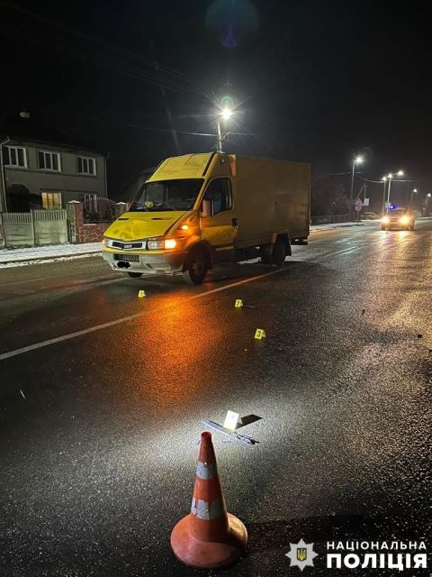 На Львівщині водій вантажівки на смерть збив пенсіонерку