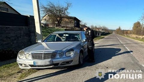 На Яворівщині водій Mercedes-Benz збив пішохода 