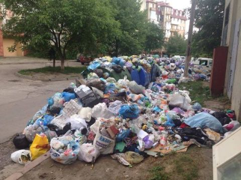 Зі Львова потрібно вивезти ще понад 5000 тонн сміття