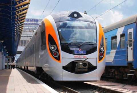 Укрзалізниця призначила додатковий поїзд Київ – Перемишль