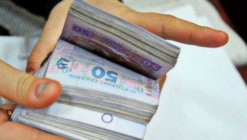 У Львові студентка викрала в сусідів понад 40 тис грн