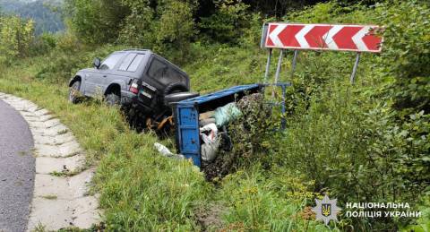 На трасі Львів – Самбір – Ужгород у ДТП загинув водій Mitsubishi Pajero
