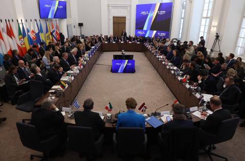  У Львові делегація міністрів ЄС погодила передачу Україні мільярда євро від заморожених російських активів