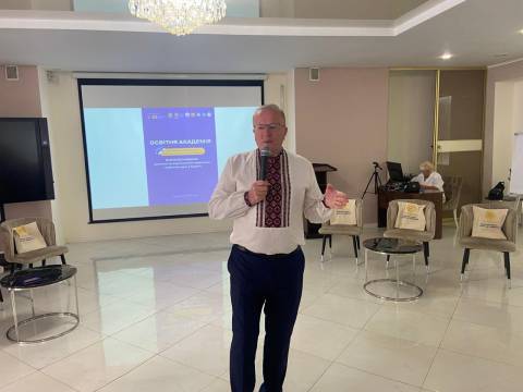 Паска у вересні отримав майже 40 тисяч зарплати