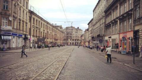 Відремонтовану вулицю Городоцьку планують відкрити завтра, 13 грудня