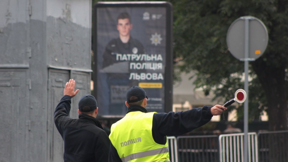 Головного лікаря однієї із львівських поліклінік спіймали нетверезим за кермом