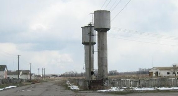 Селяни заблокували сільраду через відсутність води на Львівщині