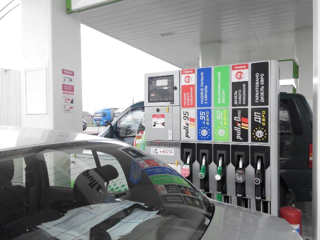 У січні на Львівщині найбільше купували бензин А-95