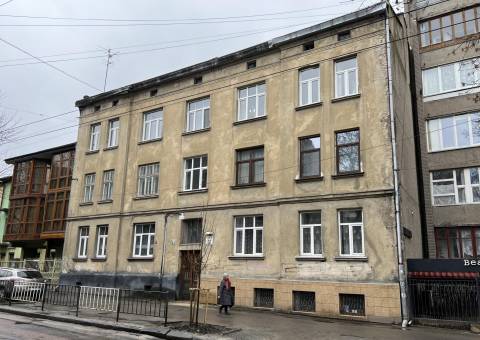 Приміщення на Героїв УПА продають за майже п'ять мільйонів гривень